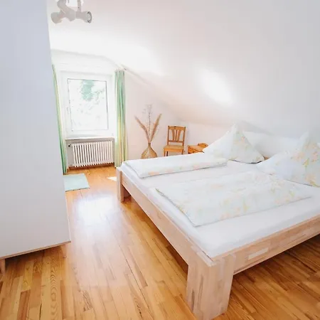 Apartment Menzer Am *